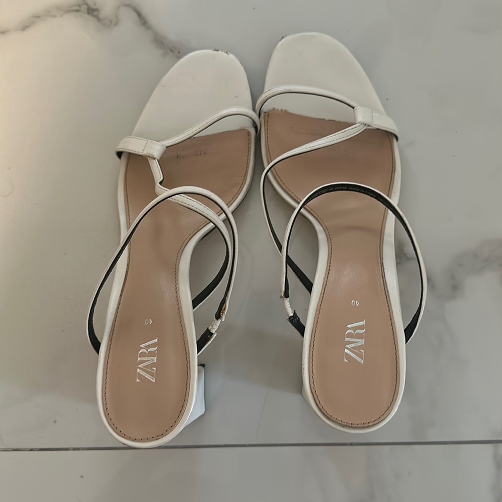 Zara White Heeled Sandals size 40